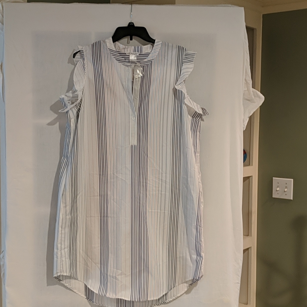 NWOT Venus Multi color shift dress XL